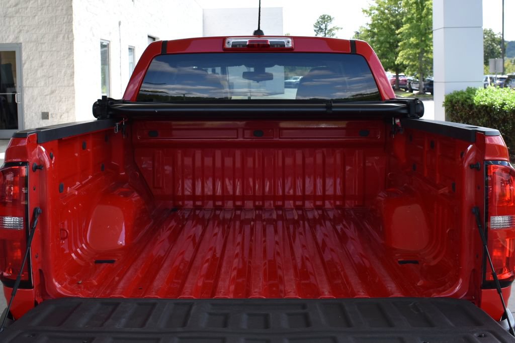 Used 2020 Chevrolet Colorado W/T w/ Custom Special Edition AWD/4WD image 10