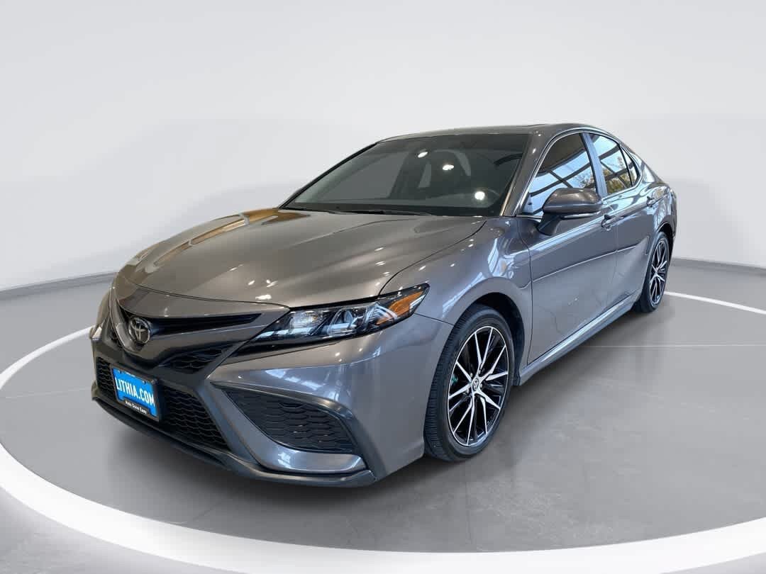 Used 2023 Toyota Camry SE w/ Blackout Package (TMS)
