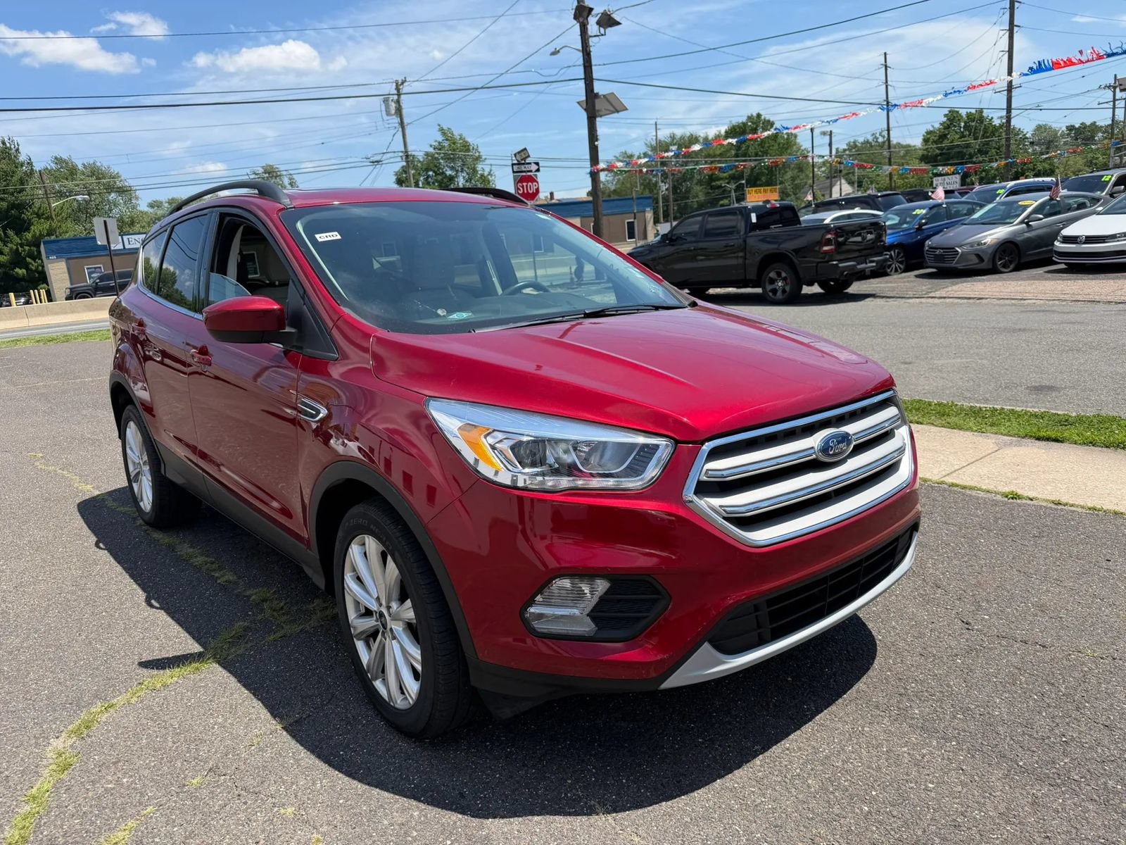 Used 2019 Ford Escape SEL AWD/4WD image 2