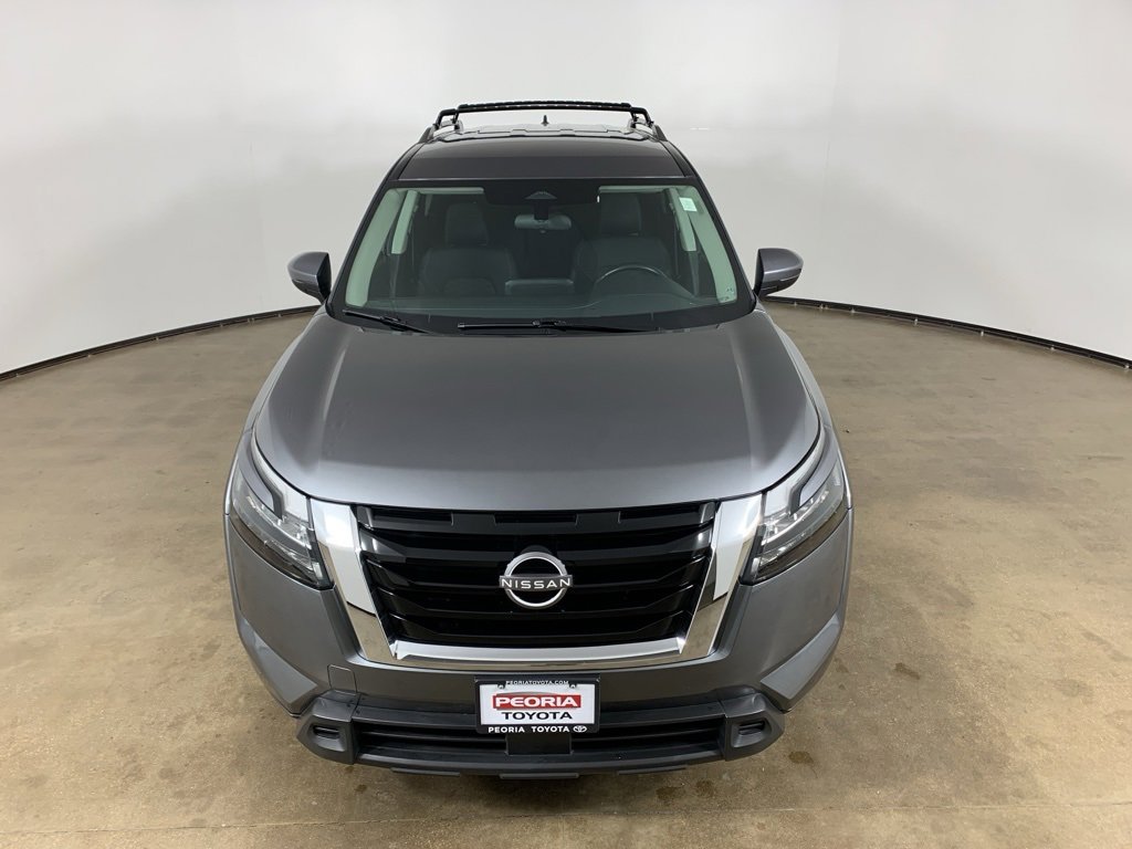 Used 2023 Nissan Pathfinder SV image 4