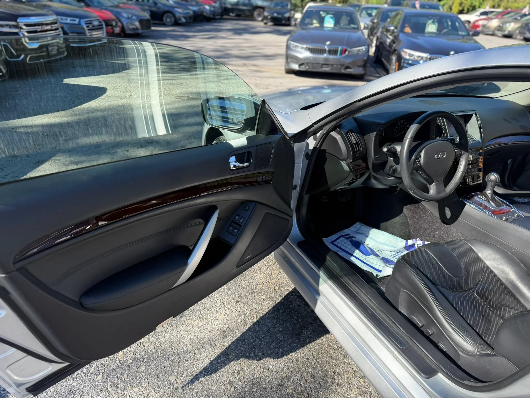 Used 2011 INFINITI G37 x Coupe w/ Premium Pkg AWD/4WD image 13