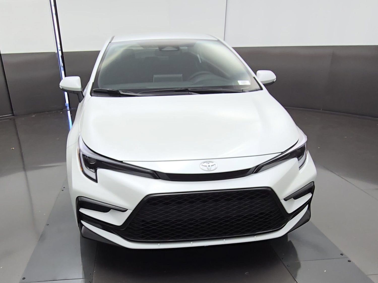 New 2027 Toyota Corolla SE FWD image 2