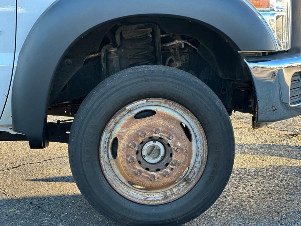 Used 2016 Ford F550 4x4 Crew Cab Super Duty w/ Power Equipment Group image 25