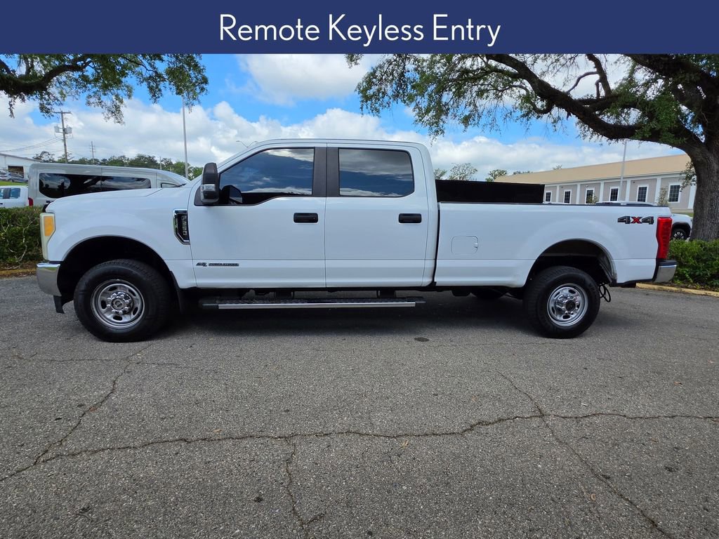 Used 2017 Ford F350 XL w/ Power Equipment Group AWD/4WD image 11