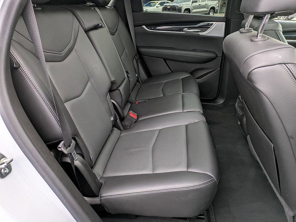Certified 2025 Cadillac XT5 Premium Luxury image 35