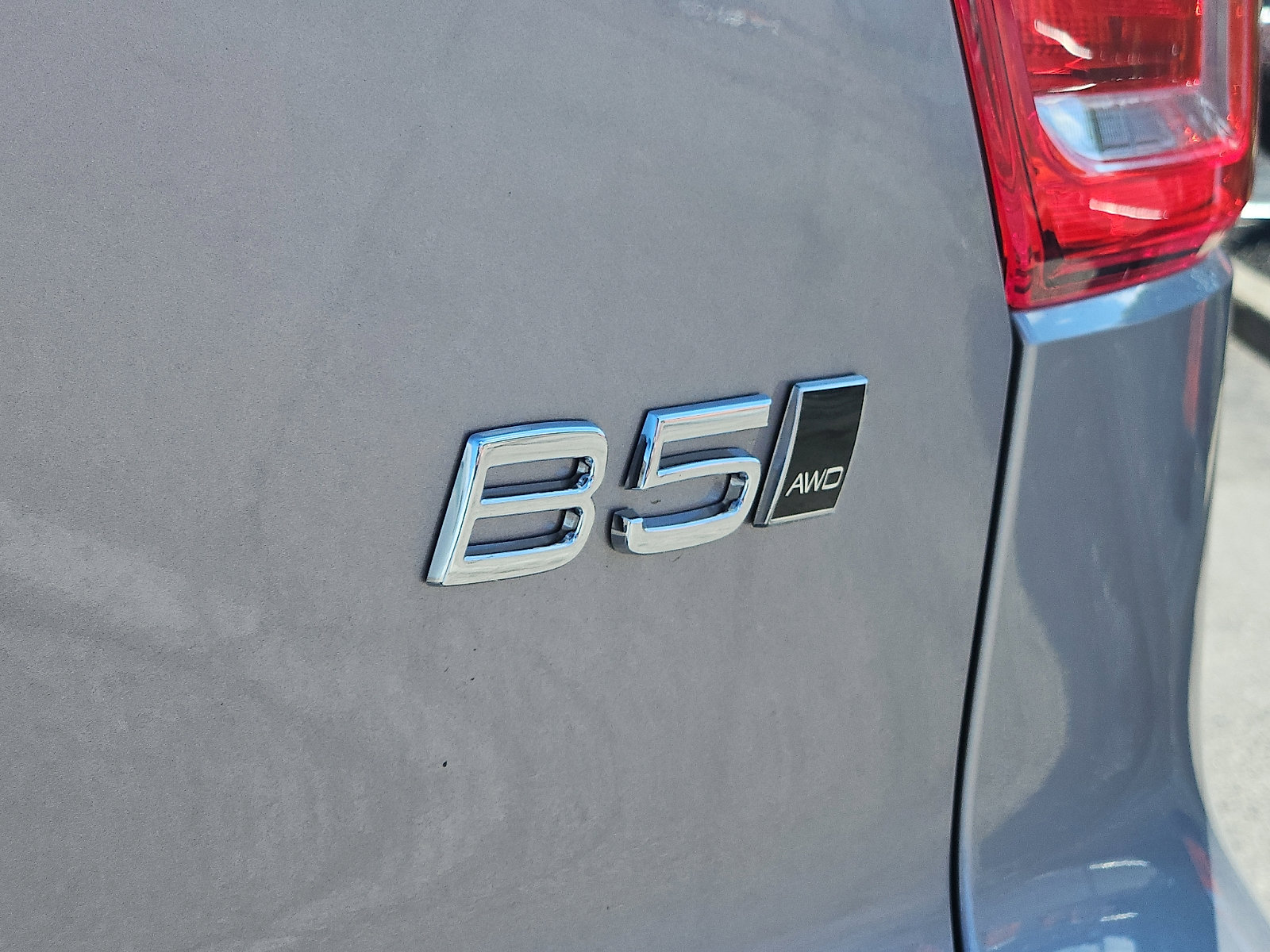 New 2026 Volvo XC40 B5 Plus w/ Climate Package AWD/4WD image 21