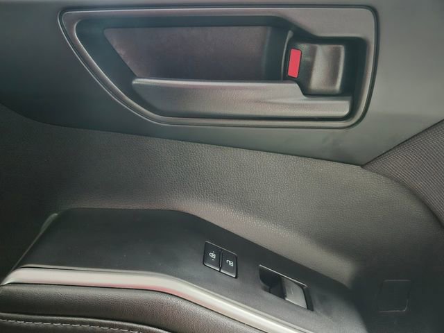 Certified 2021 Toyota Highlander LE FWD image 35