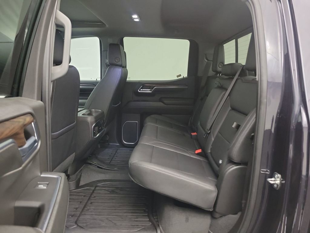 Used 2024 GMC Sierra 1500 SLT w/ SLT Premium Plus Package image 13