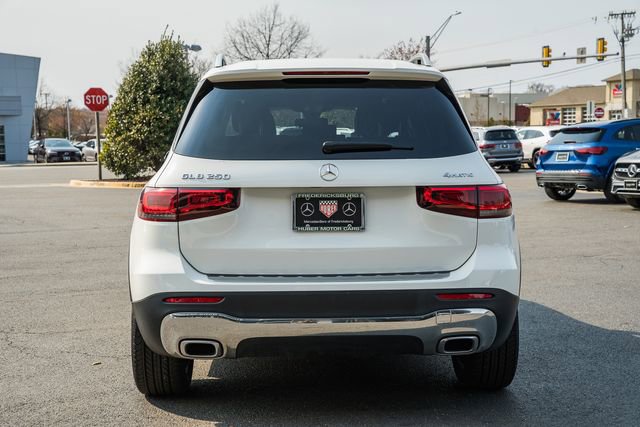 Used 2023 Mercedes-Benz GLB 250 4MATIC w/ Premium Package image 6