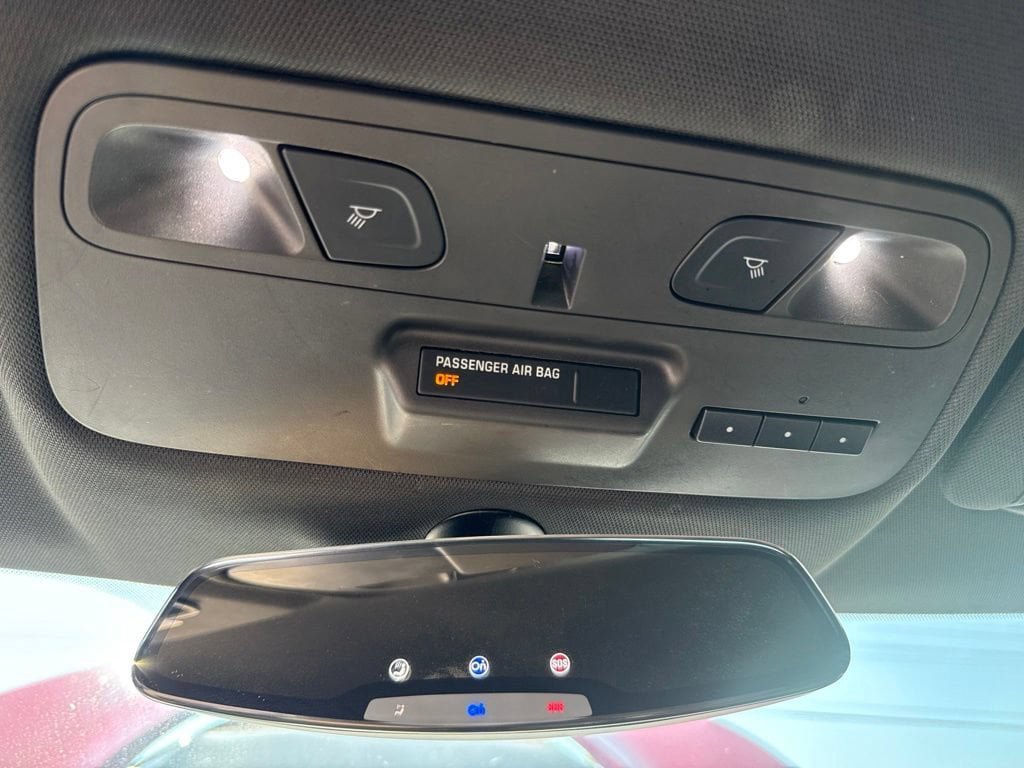 Used 2018 Chevrolet Camaro ZL1 RWD image 19