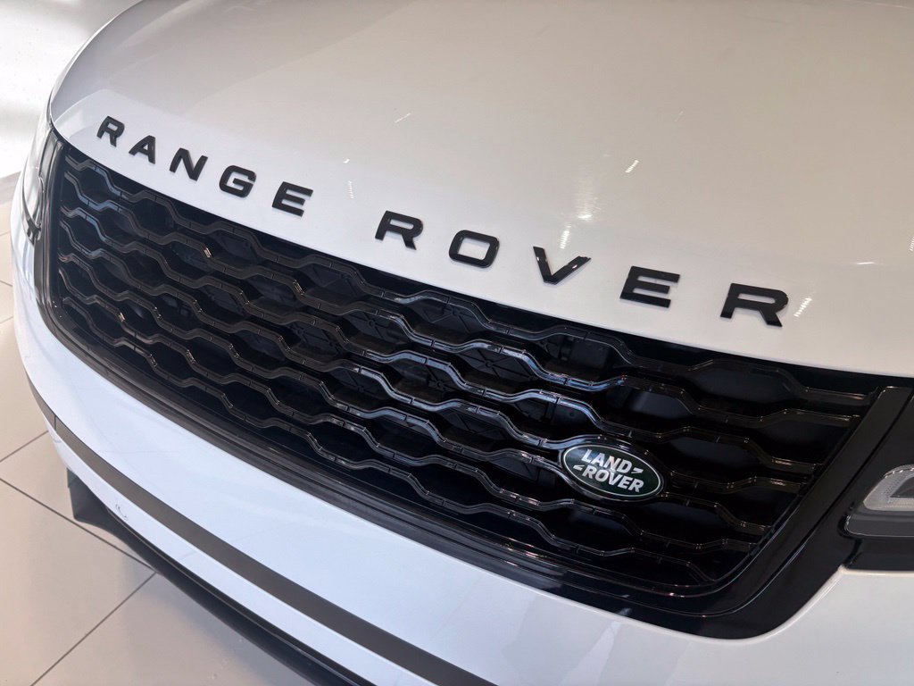 Used 2022 Land Rover Range Rover Velar S AWD/4WD image 8