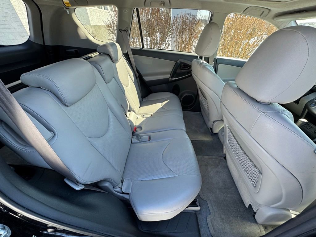 Used 2010 Toyota RAV4 Limited image 14