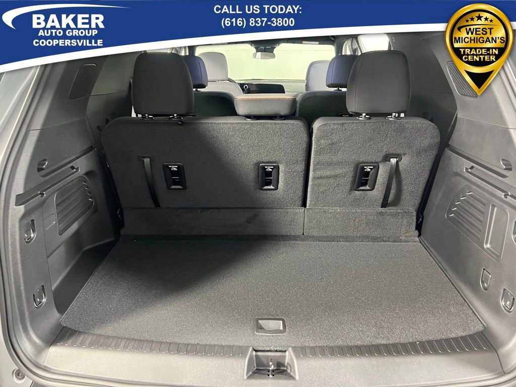 New 2026 Chevrolet Traverse LT w/ LPO, Floor Liner Package image 13