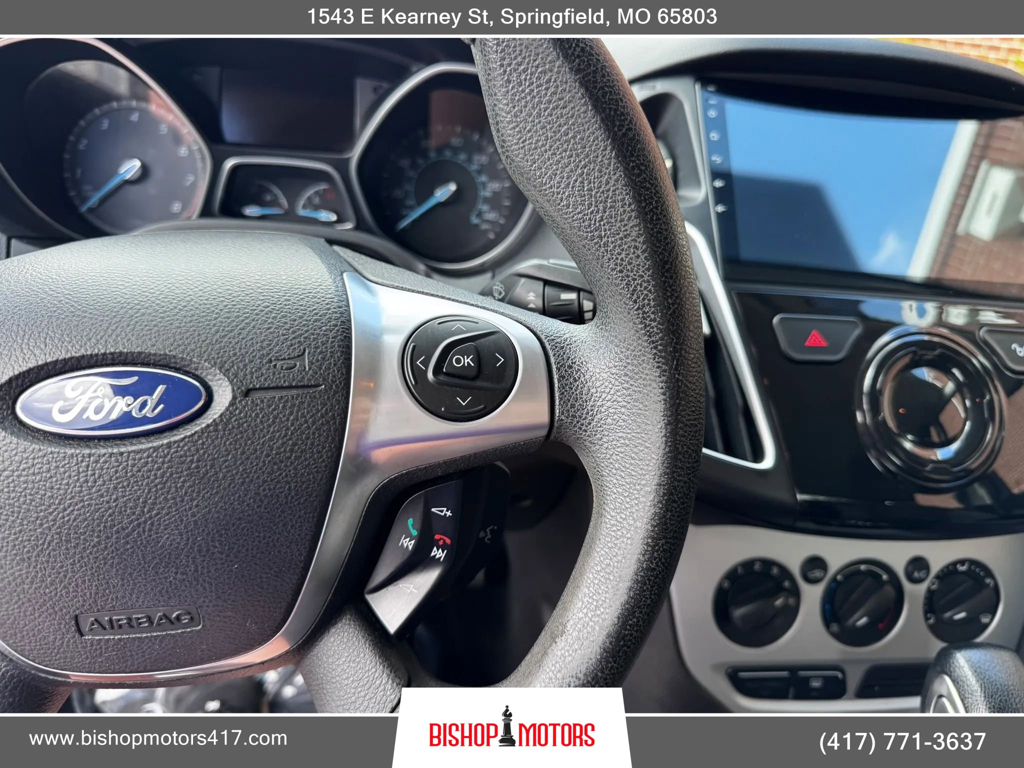 Used 2013 Ford Focus SE FWD image 23