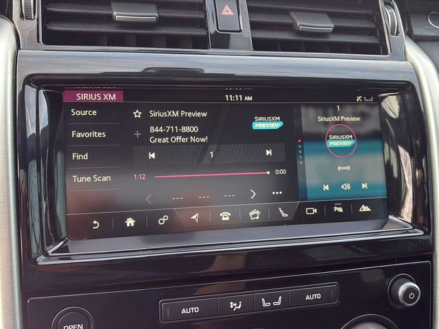 Used 2017 Land Rover Discovery HSE image 11