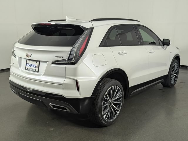 Used 2024 Cadillac XT4 Sport AWD/4WD image 7
