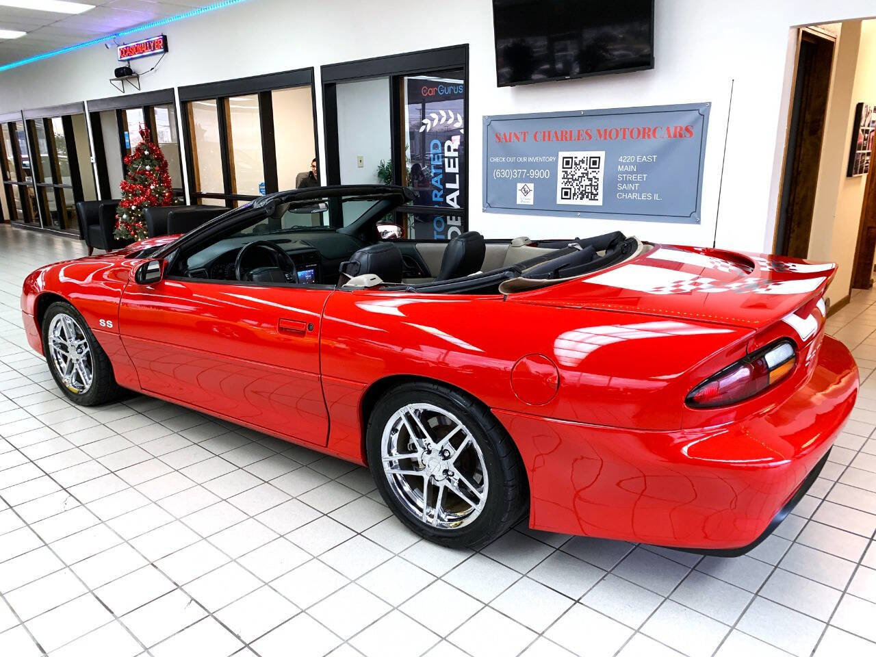Used 2001 Chevrolet Camaro Z28 w/ SS Performance/Appearance Pkg image 3