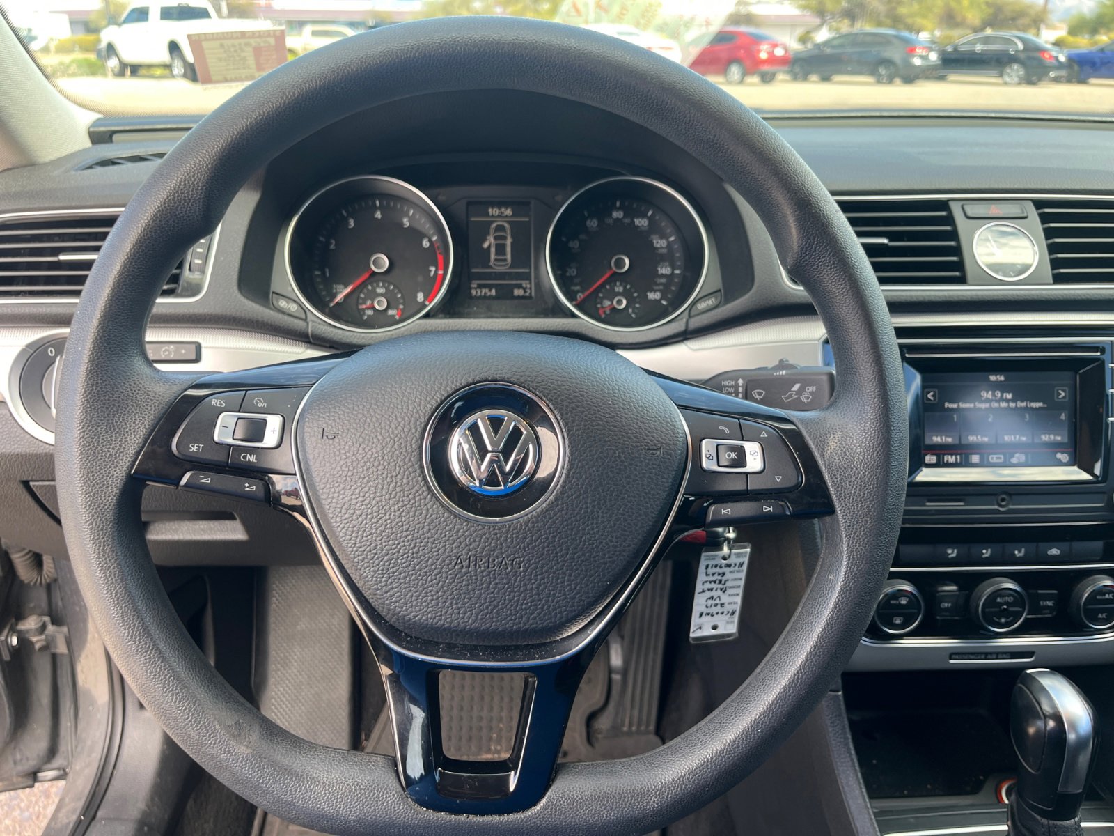 Used 2017 Volkswagen Passat 1.8T S image 9