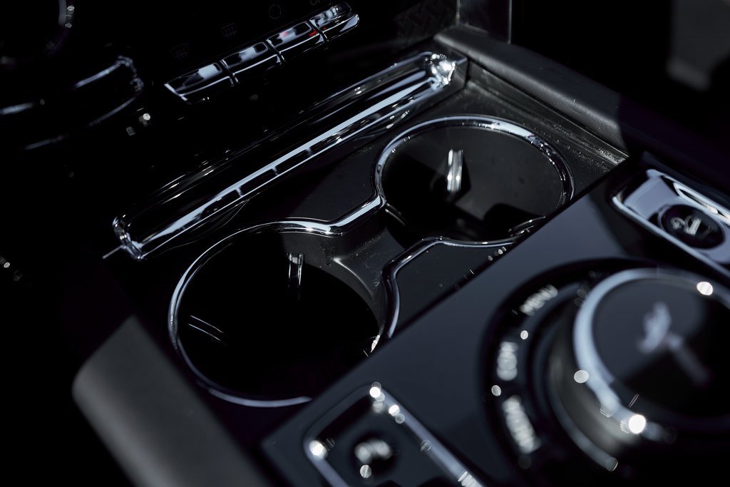 Used 2022 Rolls-Royce Cullinan Black Badge image 70