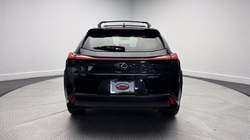 Used 2019 Lexus UX 200 w/ Accessory Package FWD image 39