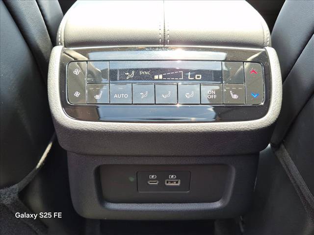 Used 2025 INFINITI QX60 Luxe AWD/4WD image 18