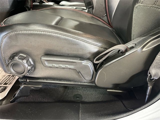 Certified 2023 Jeep Gladiator Rubicon w/ Cold Weather Group image 12