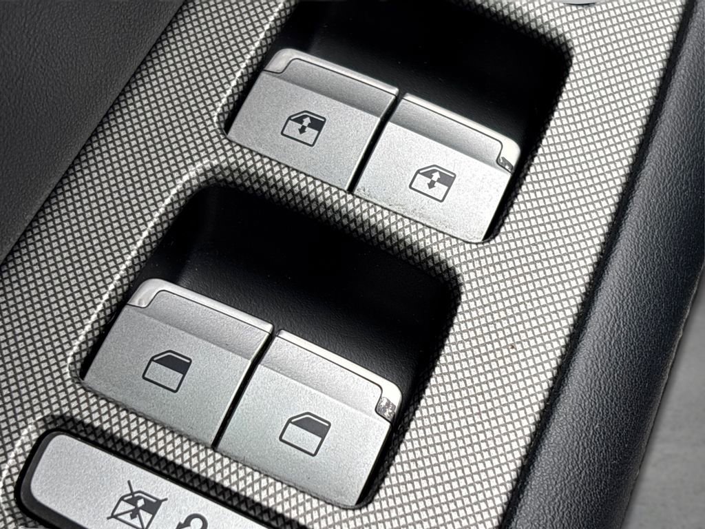 Used 2021 Hyundai Palisade Limited image 33