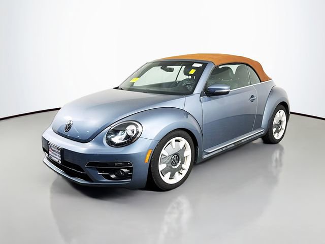 Used 2019 Volkswagen Beetle 2.0T Final Edition SEL FWD image 2