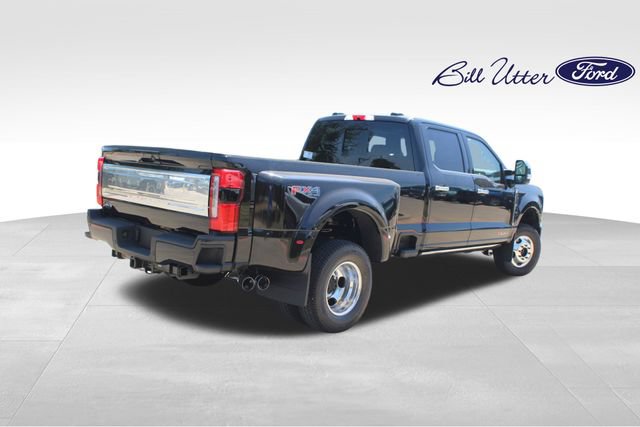 New 2026 Ford F350 Platinum w/ Platinum Plus Package AWD/4WD image 3