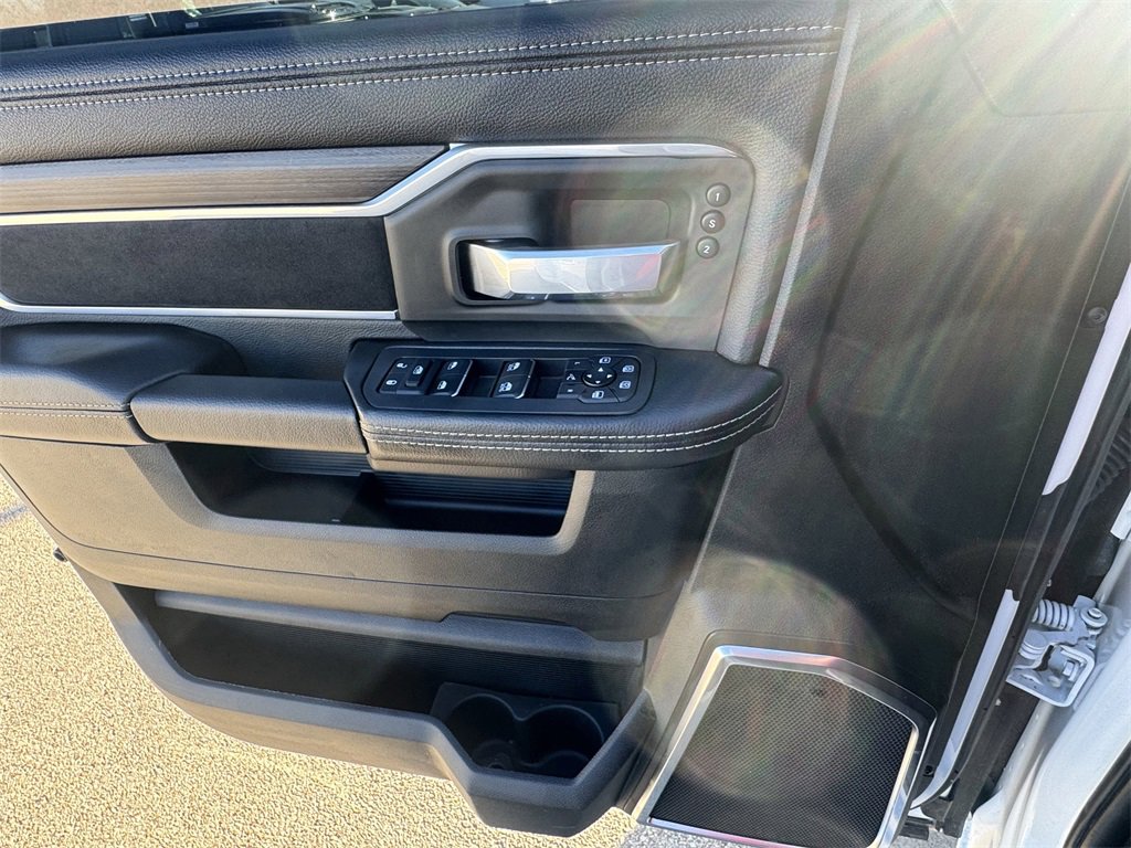 Used 2025 RAM 3500 Laramie w/ Night Edition image 19