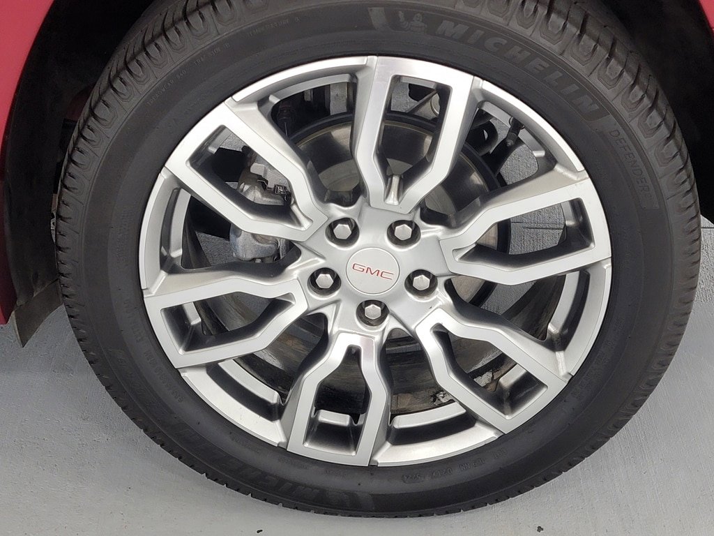 Used 2023 GMC Terrain Denali w/ Denali Premium Package AWD/4WD image 12