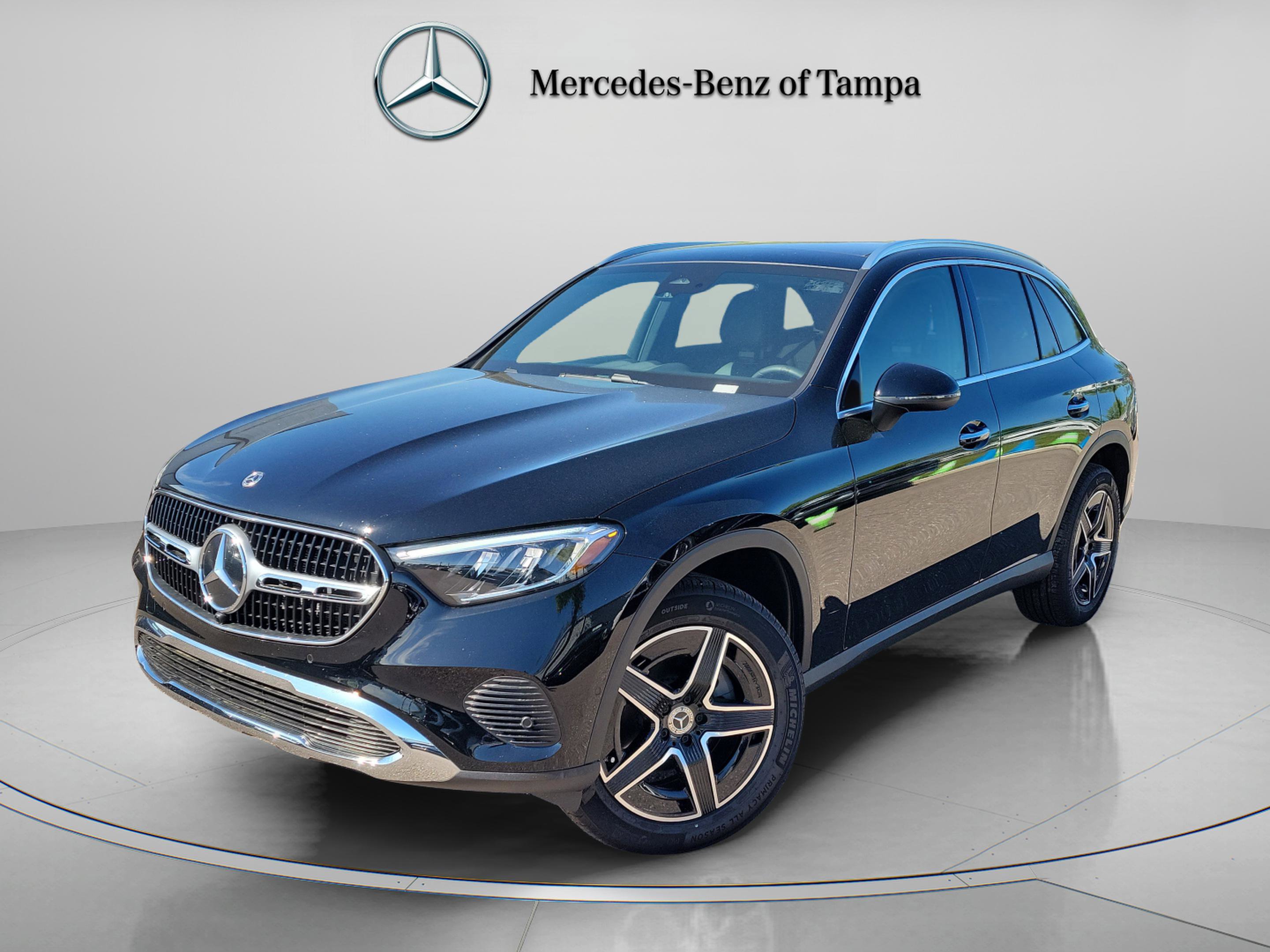 Used 2026 Mercedes-Benz GLC 300 4MATIC image 1