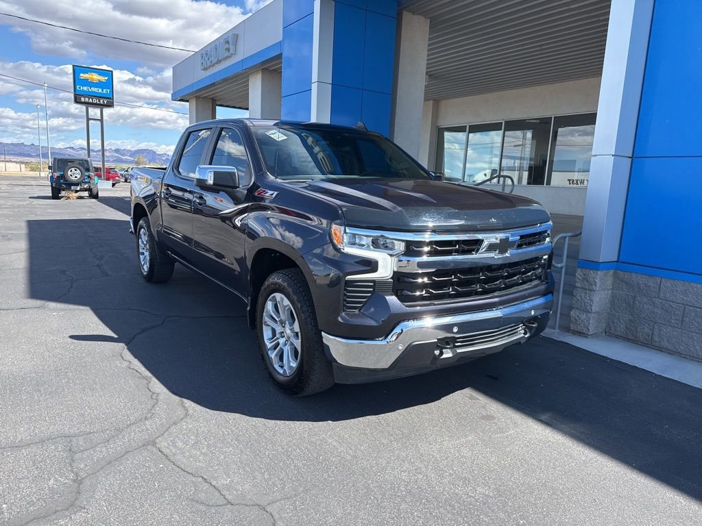 Used 2024 Chevrolet Silverado 1500 LT w/ Z71 Off-Road Package image 1