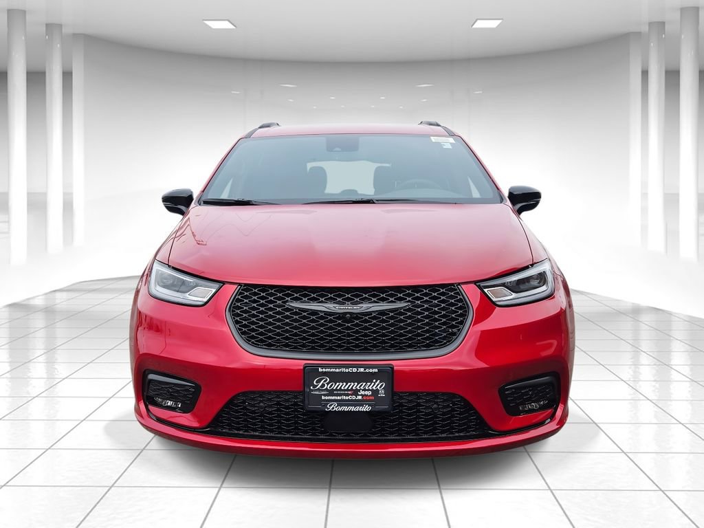 New 2026 Chrysler Pacifica Select image 8