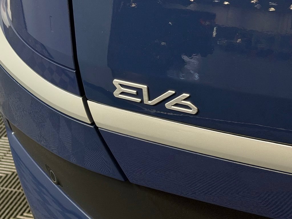 Used 2025 Kia EV6 Light RWD image 14