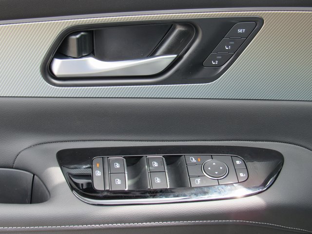 New 2025 Nissan Murano SL image 12