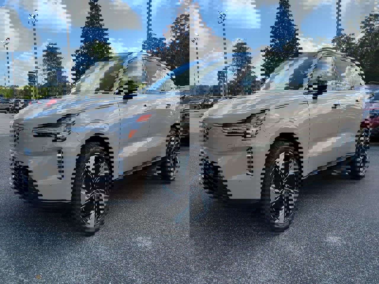 New 2025 Volvo EX90 Ultra image 8