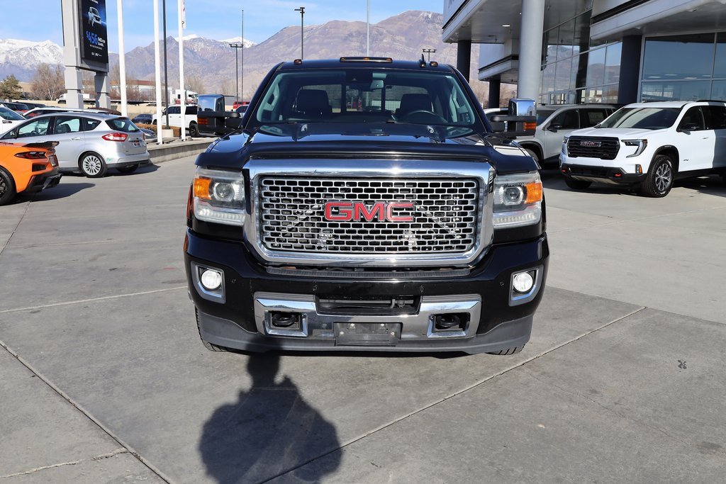 Used 2015 GMC Sierra 3500 Denali w/ Duramax Plus Package image 9