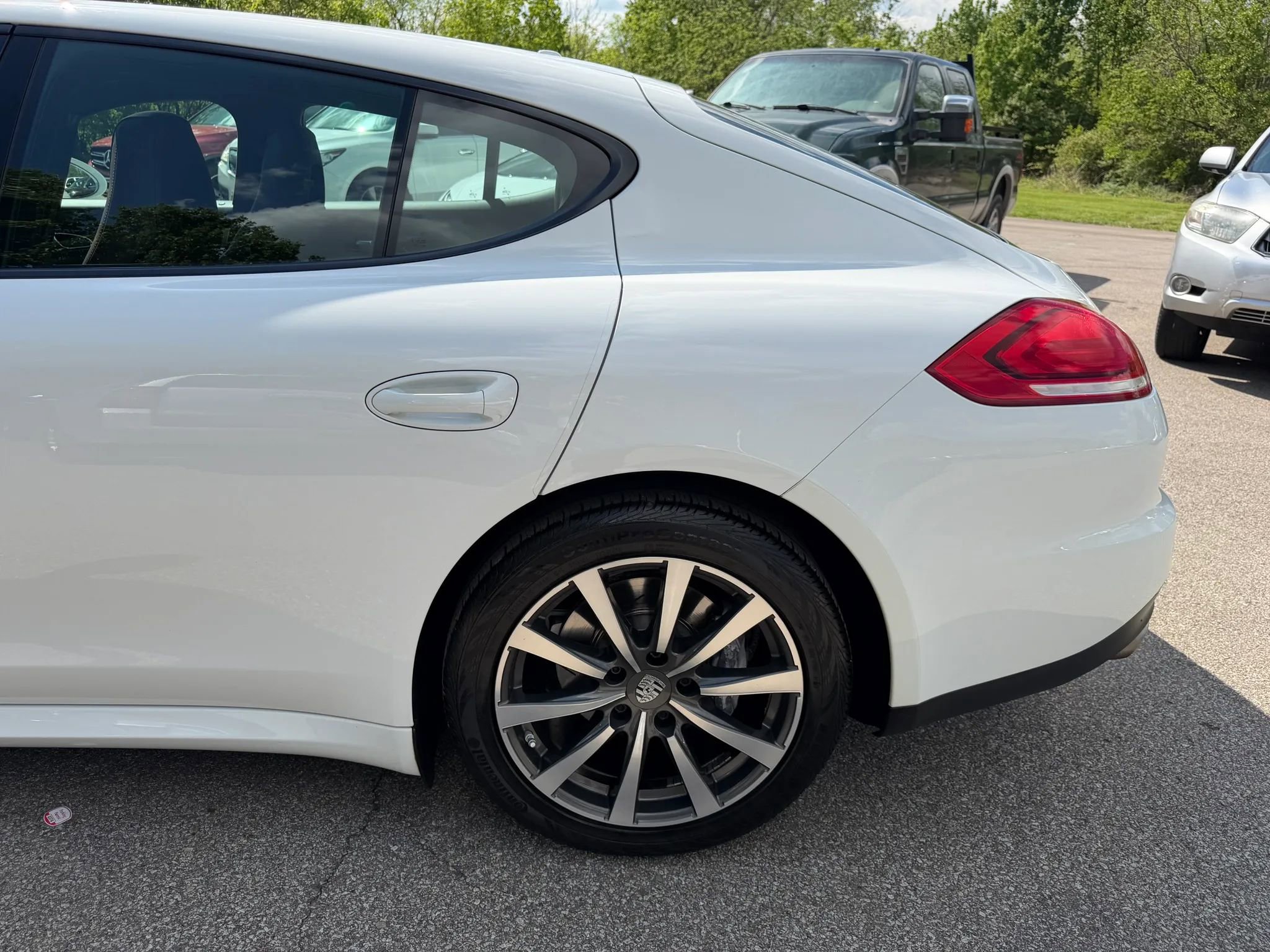 Used 2015 Porsche Panamera w/ Premium Package RWD image 44