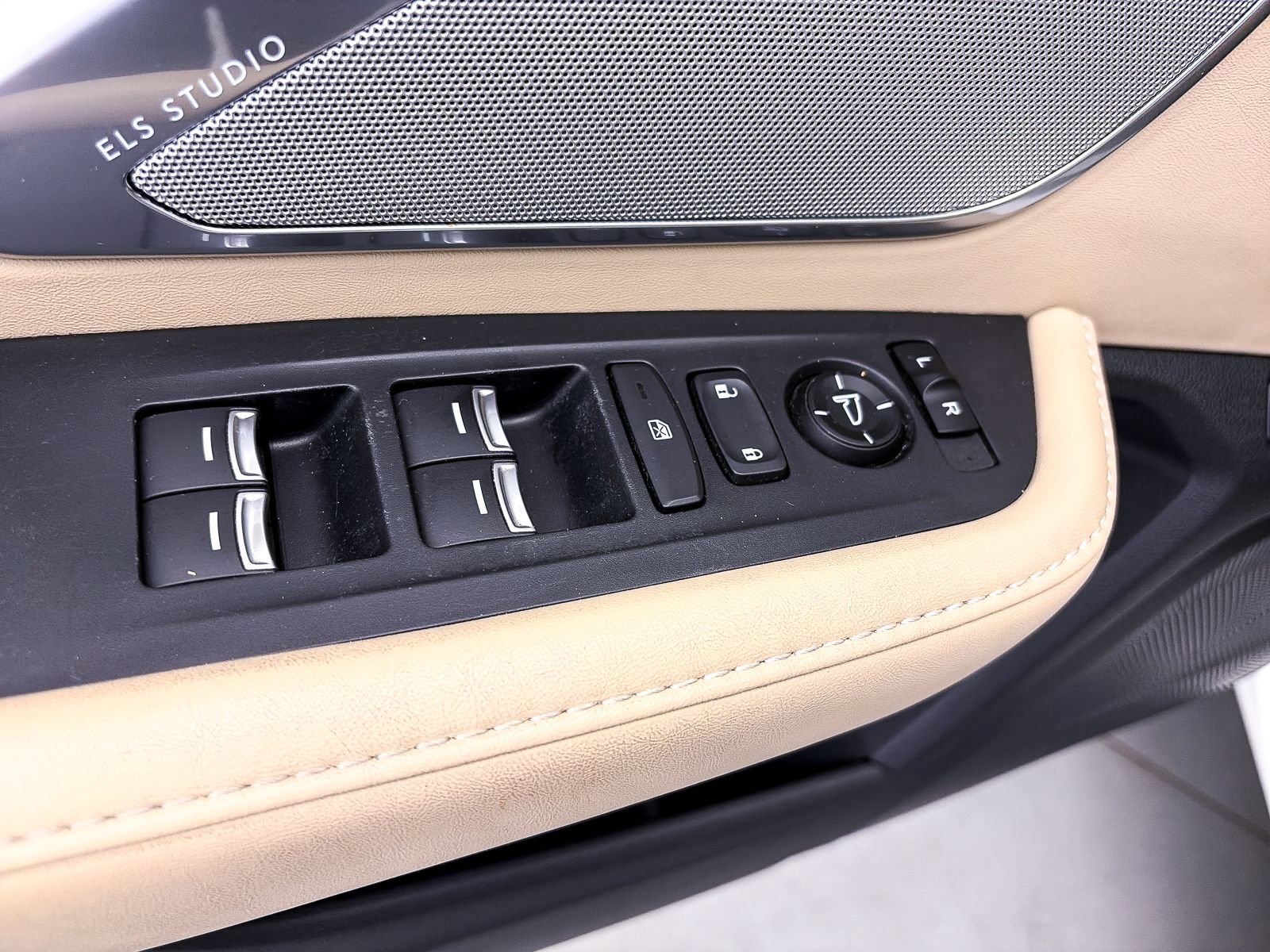 Used 2019 Acura RDX w/ Technology Package FWD image 19