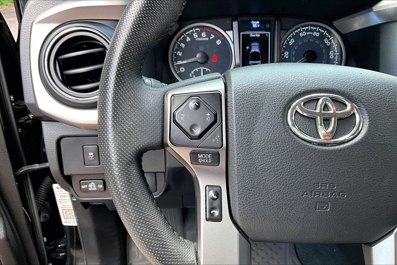 Used 2023 Toyota Tacoma SR5 RWD image 10