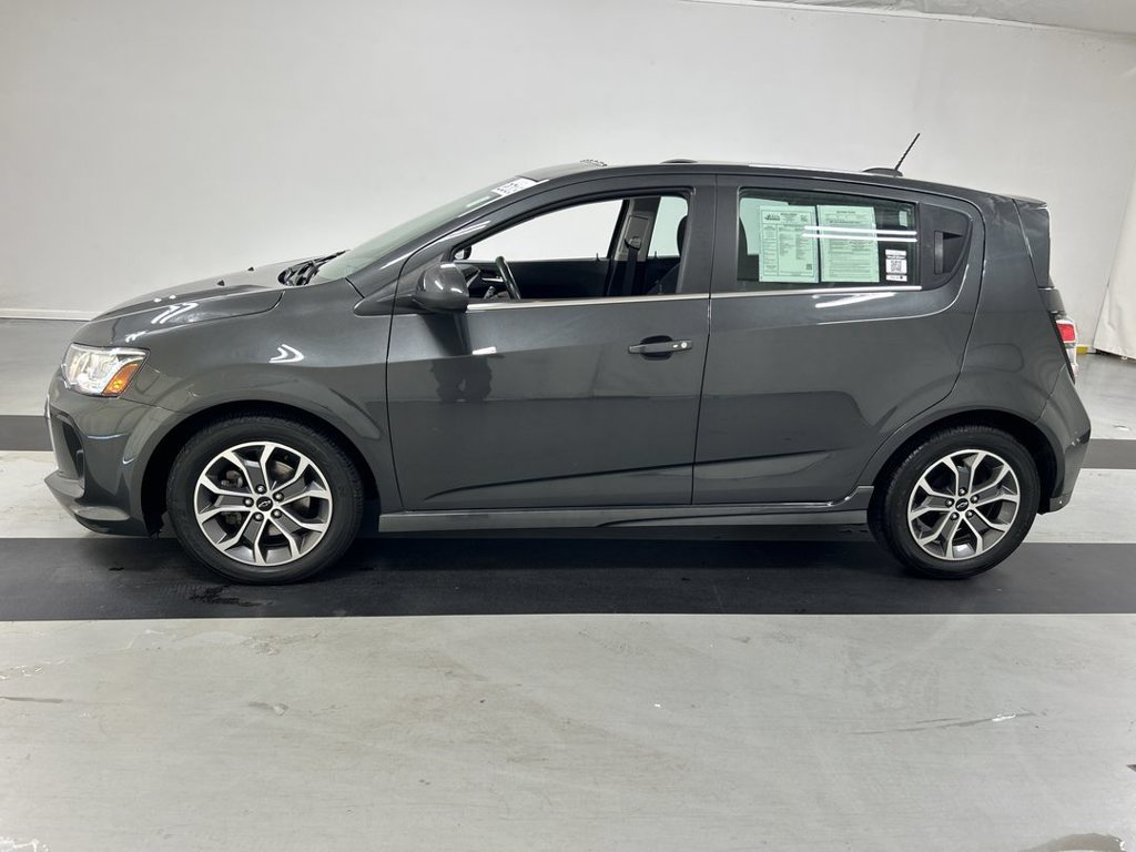 Used 2019 Chevrolet Sonic LT w/ Convenience Package FWD image 6