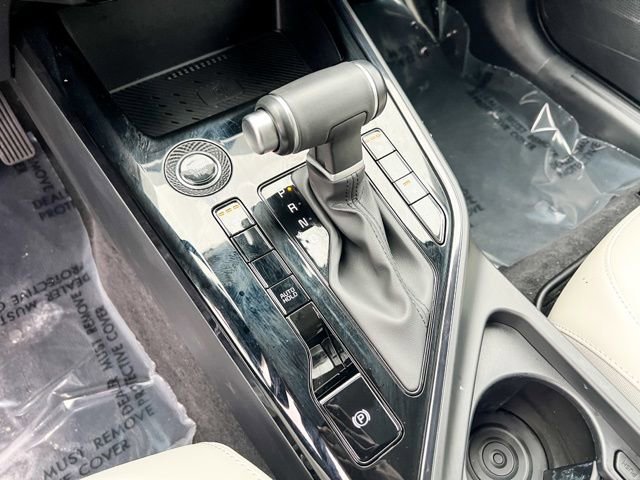 Certified 2024 Kia Niro EX image 18