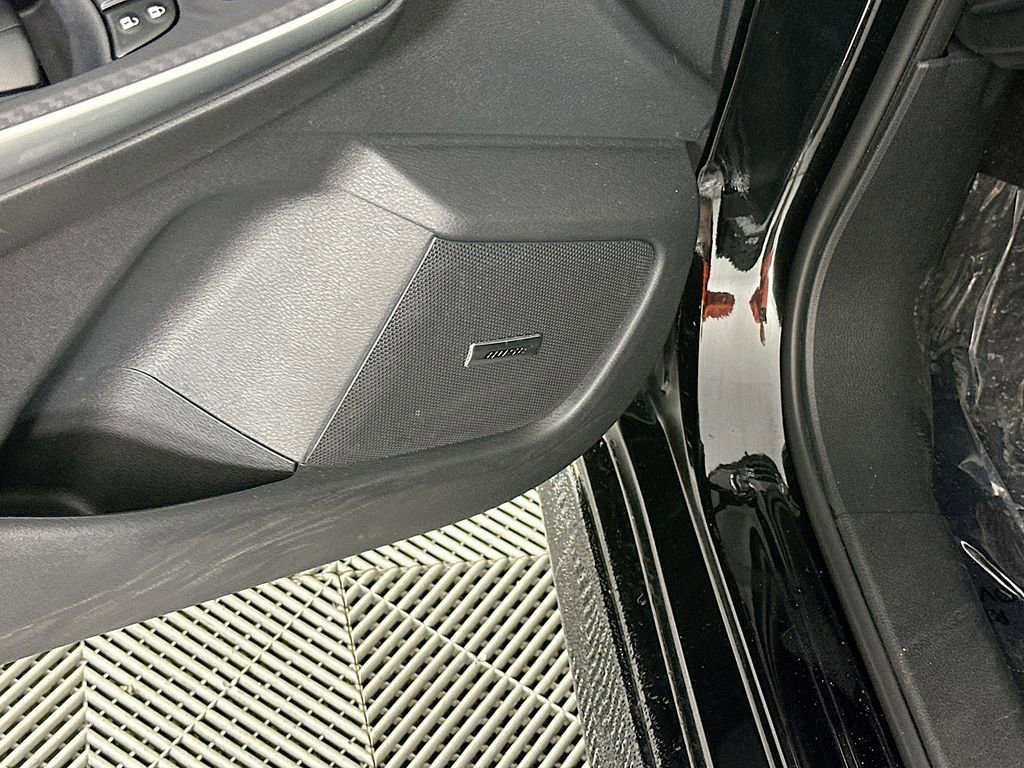 Used 2023 Nissan Sentra SR w/ SR Premium Package image 25