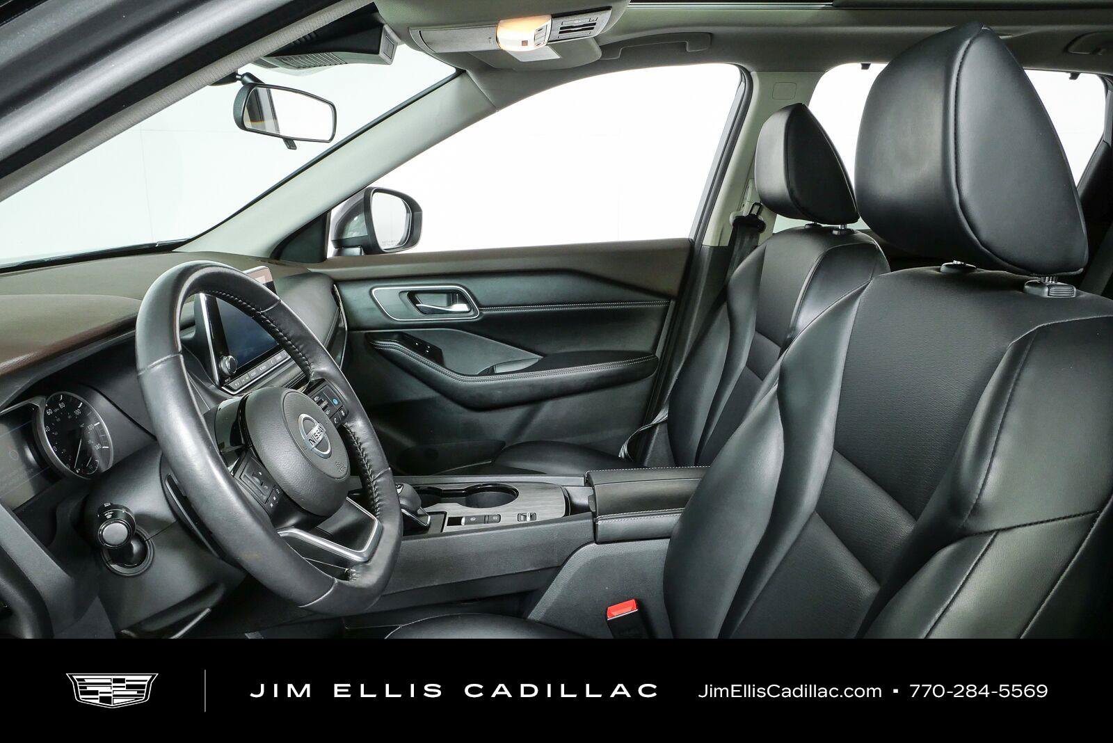 Used 2021 Nissan Rogue SV w/ Premium Package FWD image 6
