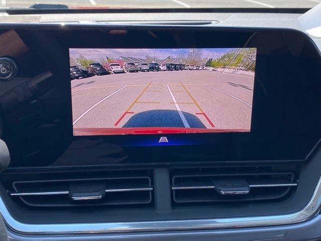 Used 2024 Chevrolet Trax ACTIV w/ Sunroof Package image 15