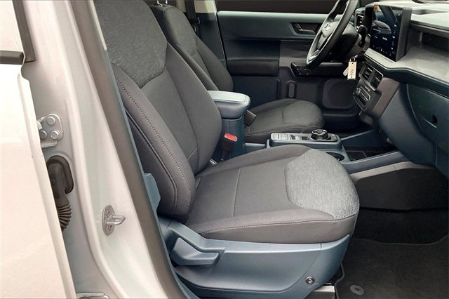 Used 2025 Ford Maverick XL image 7