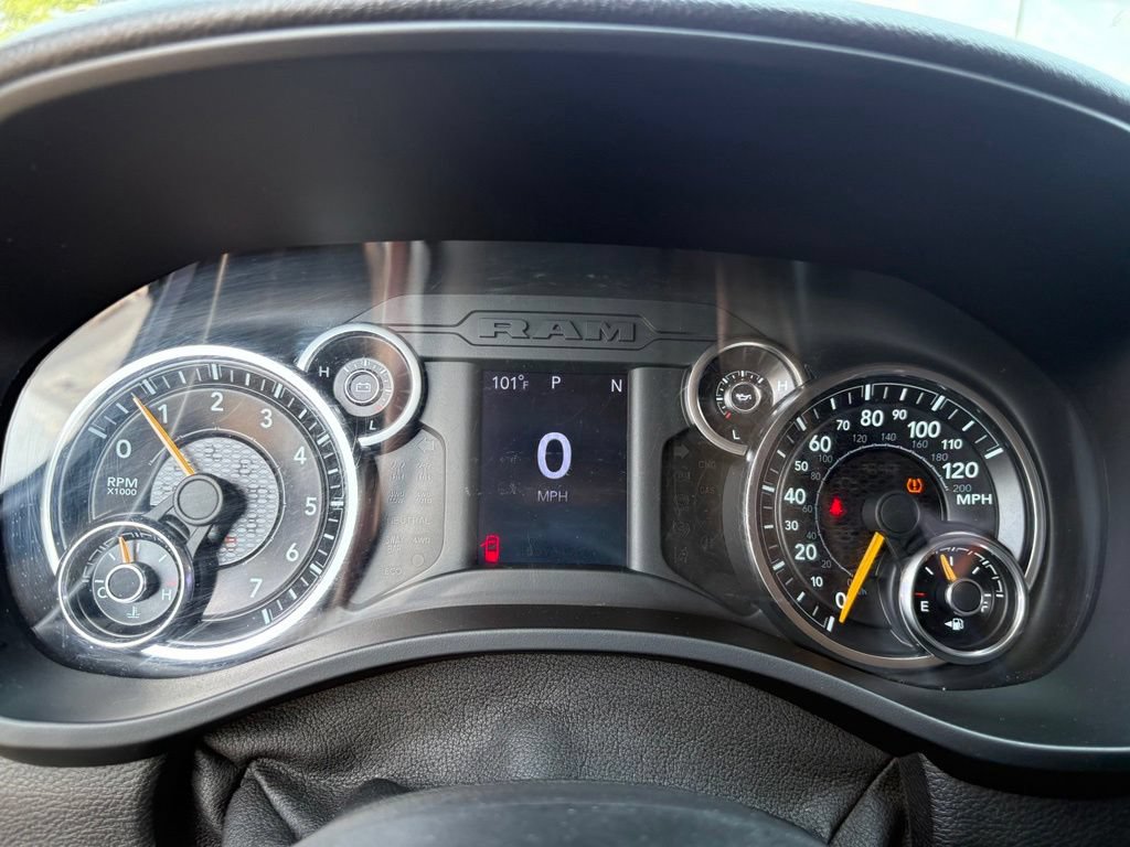 Used 2020 RAM 1500 Tradesman AWD/4WD image 18