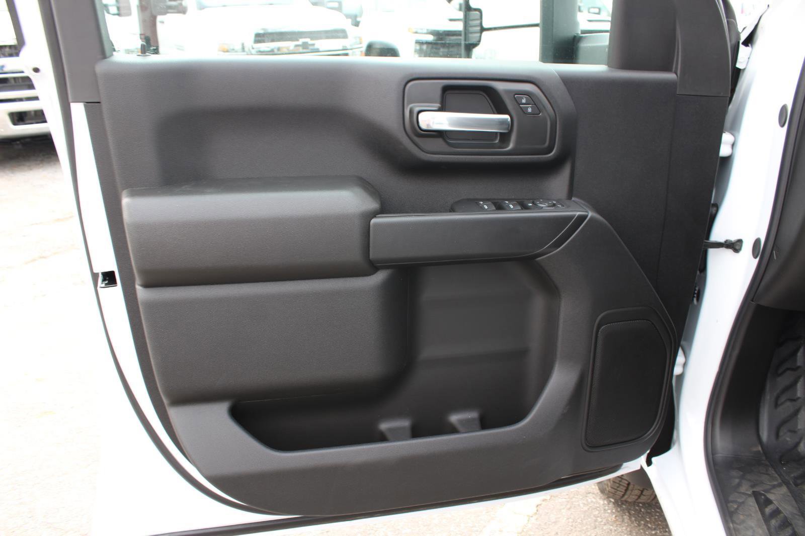 New 2026 GMC Sierra 3500 Pro w/ Convenience Package image 11