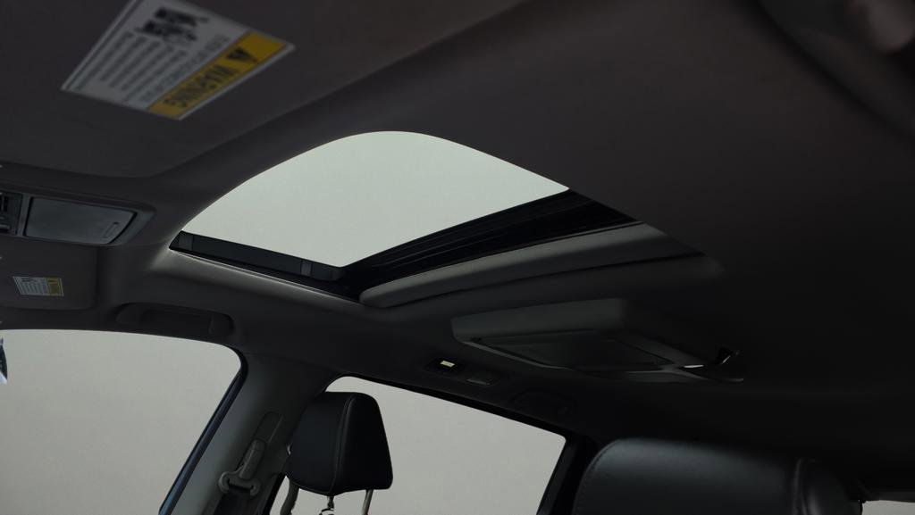 Used 2024 Honda Odyssey Touring image 11